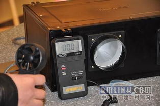 时代全屋吊顶集束双核热能取暖器性能测评显示